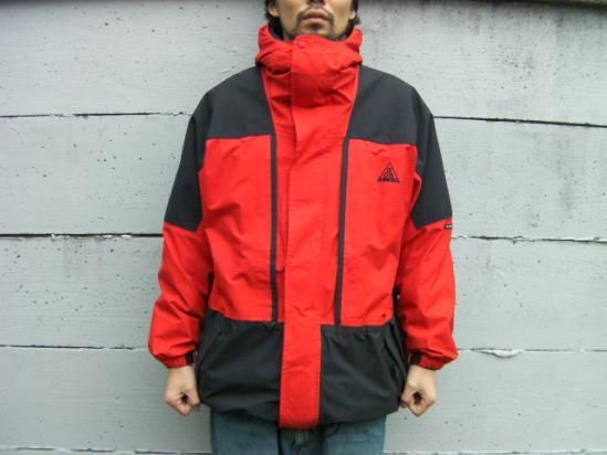 NIKE ACG STORM-FIT mountain jacketメンズ