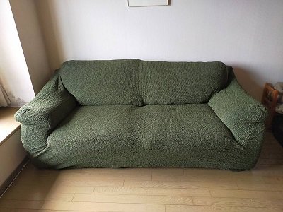 純正超高品質 即購入可能！　ショールームで使用。横幅2mのソファー。 トリプルソファ