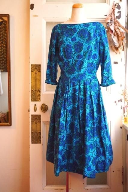 USA VINTAGE BLUE&GREEN ROSE PRINT 1950's DRESS(ヴィンテージ