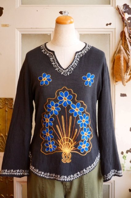 EU VINTAGE BLACKBLUE EMBROIDERY 70's COTTON BLOUSE(刺繍ブラウス/ヴィンテージ刺繍)【送料300円対象アイテム】  【古着・雑貨の店 かるた】