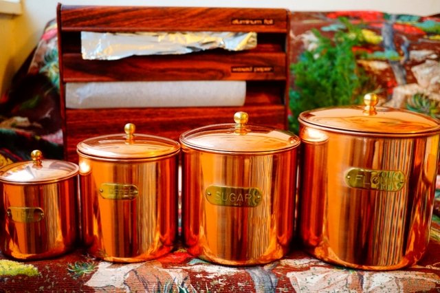 USA VINTAGE 1950's COPPER&GOLD CANISTER 4SET アメリカ 4個セット ヴィンテージ アンティーク 缶  キャニスター 銅色 50s 50's 【送料無料】 - 【古着・雑貨の店 かるた】