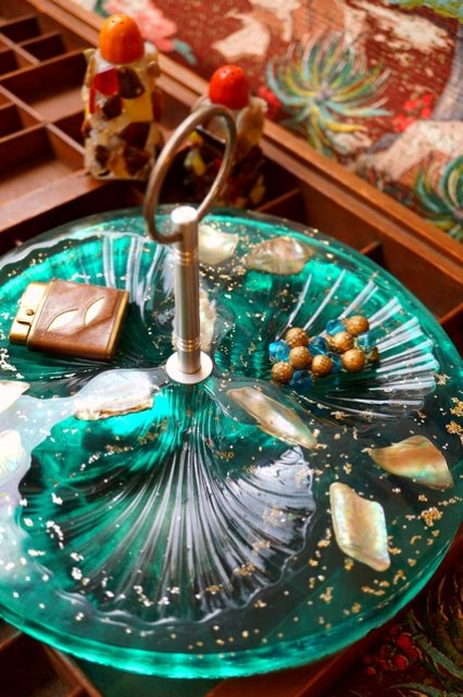 USA VINTAGE 1950 50's LUCITE TRAY w/HADLE ABALONE SHELL ヴィンテージ ルーサイト  ミッドセンチュリー シェル 貝 【送料無料】 - 【古着・雑貨の店 かるた】