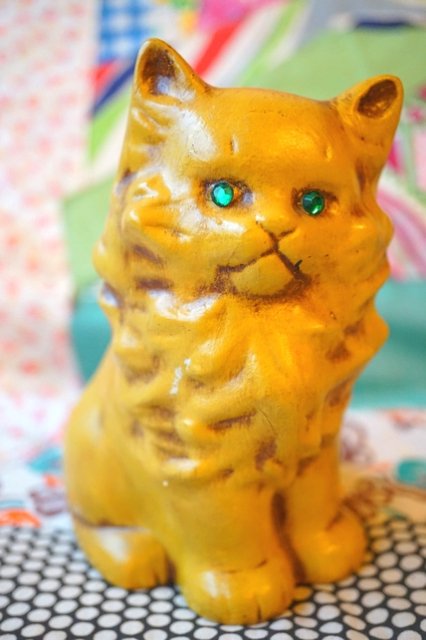 USA VINTAGE 60’s 70's CAT CERAMIC FIGURE ヴィンテージ 猫 アンティーク 陶器 フィギュア 1点もの 茶トラ  ハンドメイド - 【古着・雑貨の店 かるた】