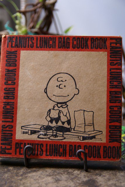 Vintage Snoopy ヴィンテージスヌーピーbook Lunch Bag Cook Book メール便対応 古着 雑貨の店 かるた