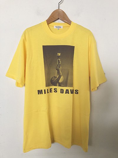 WATERFALL × 内山繁 × Miles Davis 限定コラボレートTシャツ (yellow) - spacemoth / fripier  zoetrope - vintage / new clothing