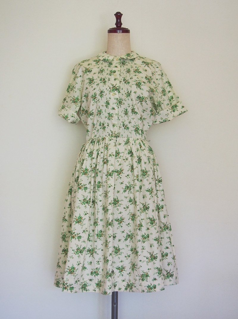 England vintage cotton dress (white×green flower) イギリス ヴィンテージ コットン・ワンピース（白×グリーン小花柄）  - spacemoth / fripier ZOETROPE online shop