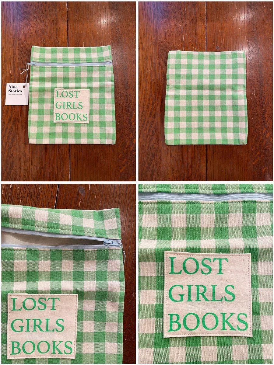 Nine Stories ナインストーリーズ ブックポーチ ブックケース Nine Stories BOOK POUCH CHECK | BIBLIOPHILIC