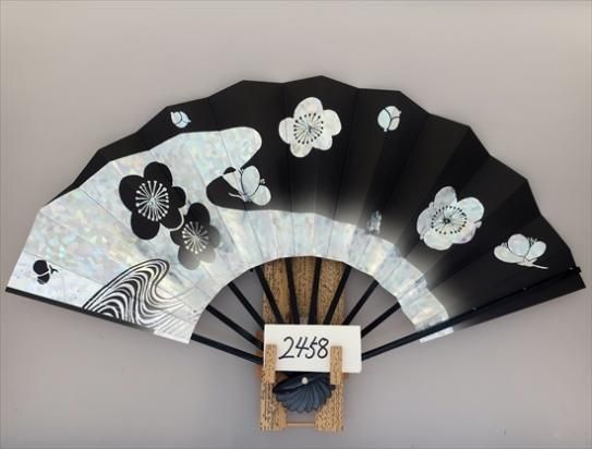 楽天市場】舞扇子 ＜夢桜＞ 黒塗 9寸5分 紙箱セット 日本舞踊 新