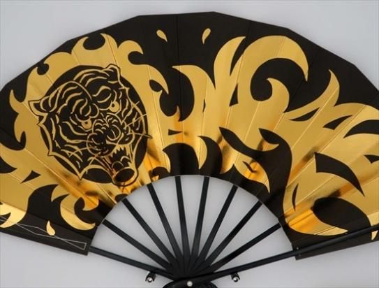 舞扇子の扇亘】E 141 舞飾り 干支扇「寅」 片面違い 黒骨【京扇子