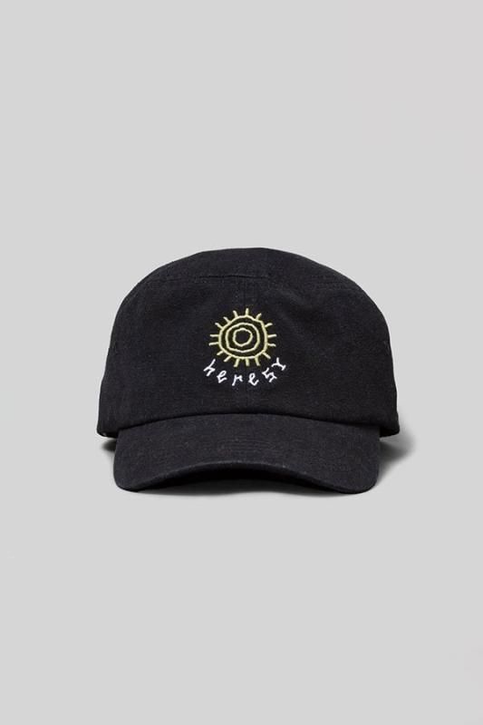 イ*カ様 非売品 pillbox cap シール有 New era pillbox cap - メルカリ