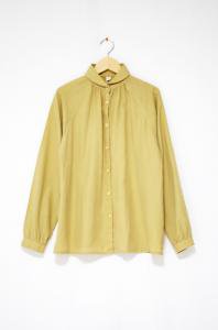 <img class='new_mark_img1' src='https://img.shop-pro.jp/img/new/icons47.gif' style='border:none;display:inline;margin:0px;padding:0px;width:auto;' />VINTAGE-Raglan sleeve Blouse