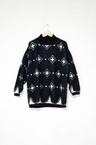 <img class='new_mark_img1' src='https://img.shop-pro.jp/img/new/icons47.gif' style='border:none;display:inline;margin:0px;padding:0px;width:auto;' />VINTAGE- H neck Design knit