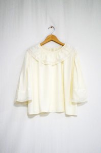 <img class='new_mark_img1' src='https://img.shop-pro.jp/img/new/icons47.gif' style='border:none;display:inline;margin:0px;padding:0px;width:auto;' />VINTAGE-Cotton Lace P.O.Blouse