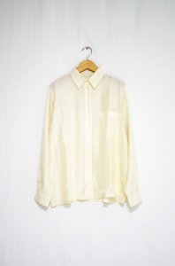 <img class='new_mark_img1' src='https://img.shop-pro.jp/img/new/icons47.gif' style='border:none;display:inline;margin:0px;padding:0px;width:auto;' />VINTAGE- Silk Blouse