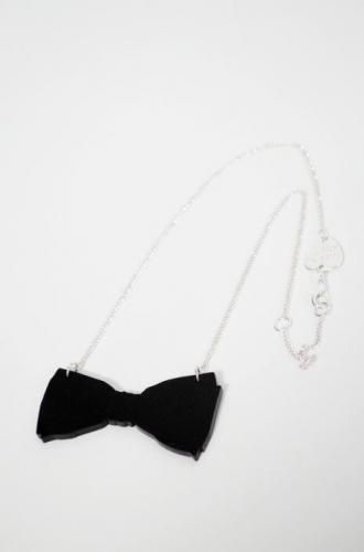 <img class='new_mark_img1' src='https://img.shop-pro.jp/img/new/icons20.gif' style='border:none;display:inline;margin:0px;padding:0px;width:auto;' />Tatty Devine-Bowtie Necklace 40%OFF