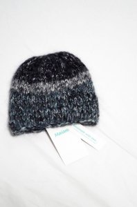 <img class='new_mark_img1' src='https://img.shop-pro.jp/img/new/icons47.gif' style='border:none;display:inline;margin:0px;padding:0px;width:auto;' />Maiami -Mohair cap (Black-Green Melange) 