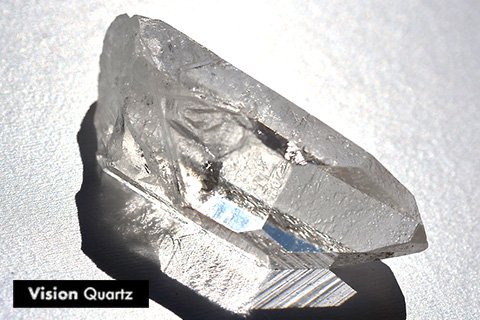 最高品質・マスター・イシス・タイムリンク・レコードキーパー・レア】VISION Quartz（ヴィジョン・クォーツ）（スターブラリークォーツ）27g（ブラジル・ZecaDeSouza産）  - ヒーリングクリスタルと鉱物のオンラインショップNehan