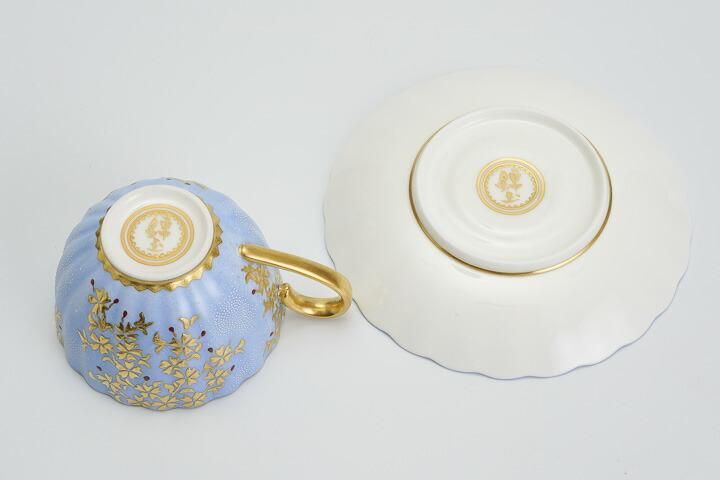 花形珈琲カップ＆ソーサー 盛金桜図白粒（桐箱入）/仲田錦玉