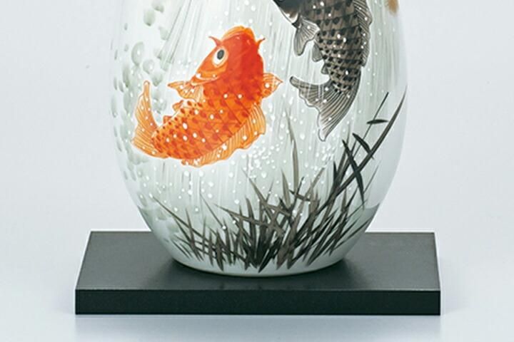 8号花瓶 夫婦鯉滝登り