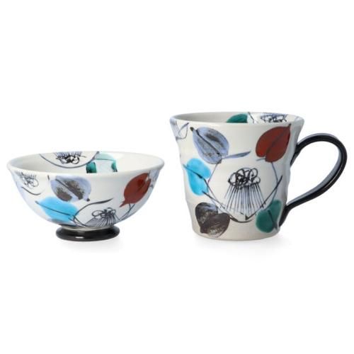 九谷焼　新品　中皿4枚　飯碗大2個　飯碗小2個　マグカップ2個　フリーカップ1個 九谷焼 新品 中皿4枚 飯碗大2個 飯碗小2個 マグカップ2個 フリー