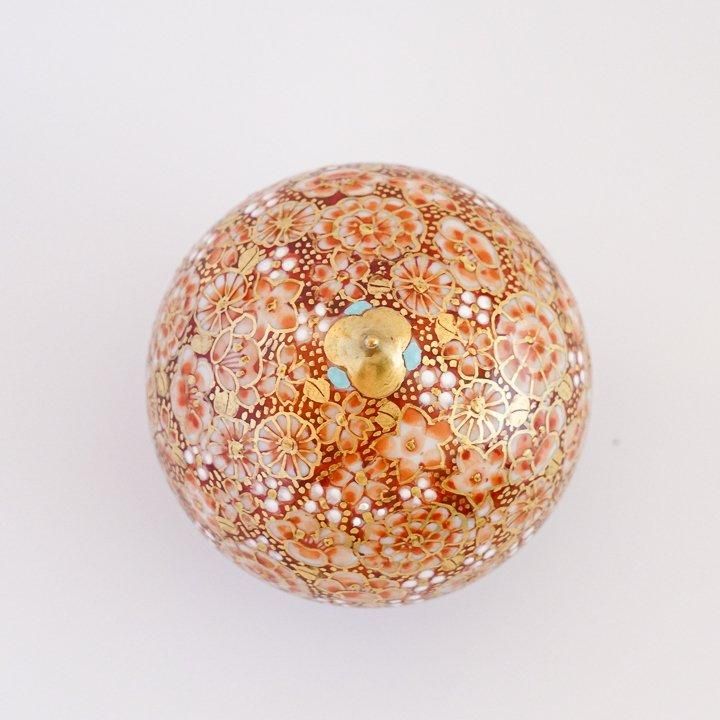 蓋器 赤絵金襴花詰 / 高 聡文 ｜九谷焼の販売専門店 陶らいふ