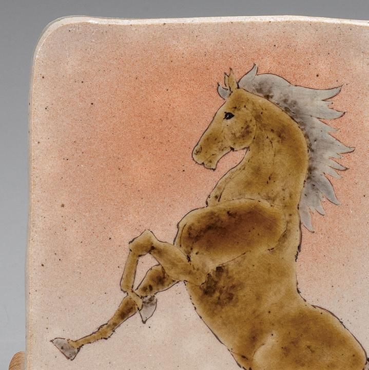 九谷焼　金の白馬　目標達成や人生の目的に向けて前進する 九谷焼 金の白馬 目標達成や人生の目的に向けて前進する