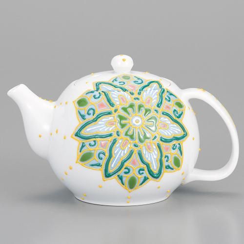 九谷焼　相川志保　花柄の陶磁器製楕円形皿　クタニヤキ 九谷焼 相川志保 花柄の陶磁器製楕円形皿 クタニヤキ