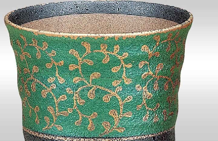 【新品未使用】九谷焼 カップ プレート ペア 花唐草 石川県 伝統工芸 ペアフリーカップ 金唐草