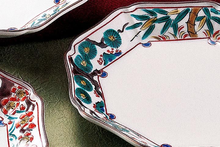 九谷焼割取松竹梅6号組皿 最安SALE❗️九谷焼割取松竹梅6号組皿 - メルカリ