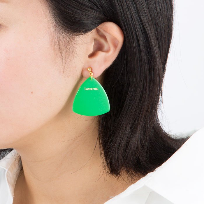 Pick Earring - Green (ピックのイヤリング - グリーン)
