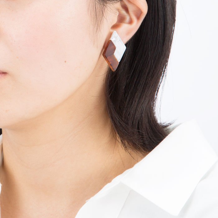 Acrylic Combi Earring(2色アクリルのイヤリング）
