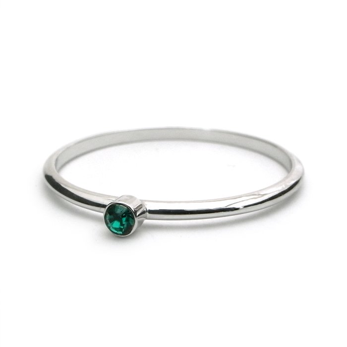 Tiny 1 Stone Ring - Emerald