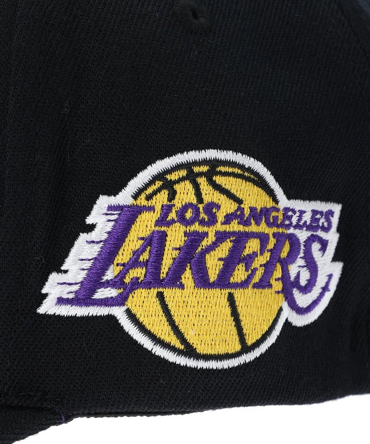 <img class='new_mark_img1' src='https://img.shop-pro.jp/img/new/icons5.gif' style='border:none;display:inline;margin:0px;padding:0px;width:auto;' />Team Script 2.0 Stretch Snapback : Los Angeles Lakers / ブラック [HHSS3281-LALYYPPPBLCK]