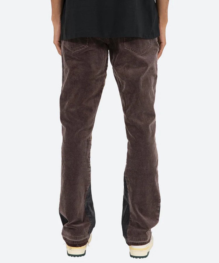 <img class='new_mark_img1' src='https://img.shop-pro.jp/img/new/icons5.gif' style='border:none;display:inline;margin:0px;padding:0px;width:auto;' />B356 CORDUROY FLARE PANTS / ブラウン