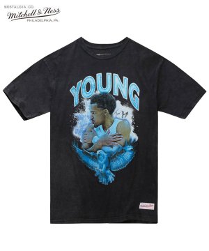 <img class='new_mark_img1' src='https://img.shop-pro.jp/img/new/icons5.gif' style='border:none;display:inline;margin:0px;padding:0px;width:auto;' />NBA ASG Concert Tee Players Association Trae Young / ブラック [BMTRTC22005-NBPBLCKTYO]