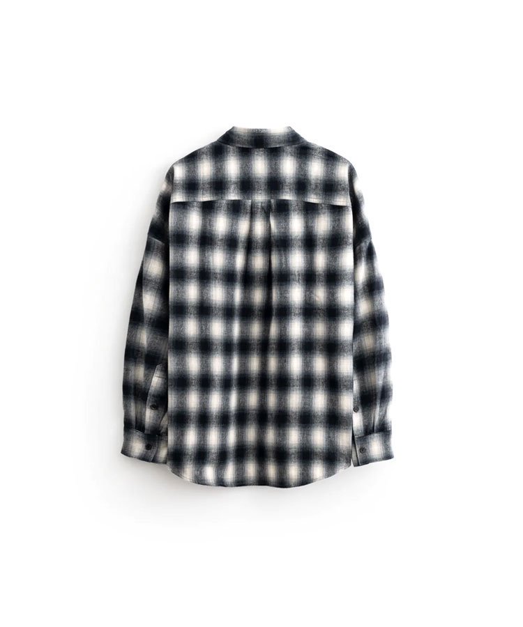 <img class='new_mark_img1' src='https://img.shop-pro.jp/img/new/icons5.gif' style='border:none;display:inline;margin:0px;padding:0px;width:auto;' />OVERSIZED PLAID BUTTONDOWN / ֥롼ץ쥤 [SLA-M3372BD]