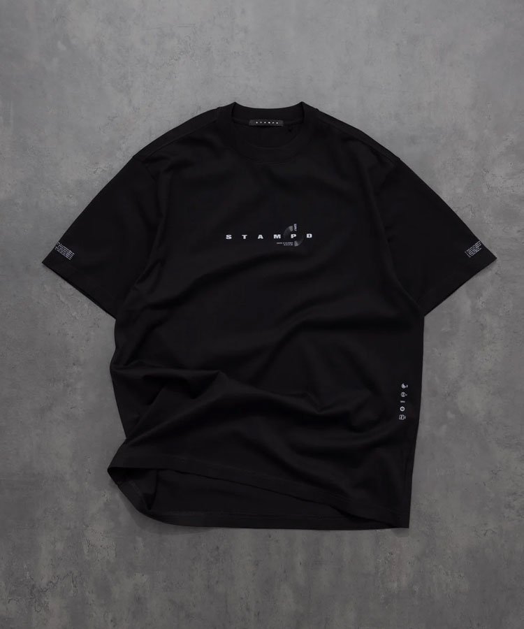 <img class='new_mark_img1' src='https://img.shop-pro.jp/img/new/icons5.gif' style='border:none;display:inline;margin:0px;padding:0px;width:auto;' />STAMPD SOUND SYSTEM RELAXED TEE / ֥å [SLA-M3375TE]