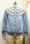<img class='new_mark_img1' src='https://img.shop-pro.jp/img/new/icons43.gif' style='border:none;display:inline;margin:0px;padding:0px;width:auto;' />70'S NORDIC CARDIGAN (H.BLE/WHT/GLD)