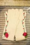 <img class='new_mark_img1' src='https://img.shop-pro.jp/img/new/icons43.gif' style='border:none;display:inline;margin:0px;padding:0px;width:auto;' />DEAD STOCK 50'S60'S ROSE MOTIF KNIT GLOVE (IVY)
