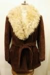 <img class='new_mark_img1' src='https://img.shop-pro.jp/img/new/icons43.gif' style='border:none;display:inline;margin:0px;padding:0px;width:auto;' />60'S70'S SHEEPSKIN FUR COLLAR SUEDE HALF COAT (D.BRN)