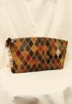 <img class='new_mark_img1' src='https://img.shop-pro.jp/img/new/icons43.gif' style='border:none;display:inline;margin:0px;padding:0px;width:auto;' />40'S MULTI LEATHER PATCHWORK CLUTCH BAG WITH LUCITE CHARM