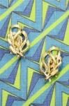 <img class='new_mark_img1' src='https://img.shop-pro.jp/img/new/icons43.gif' style='border:none;display:inline;margin:0px;padding:0px;width:auto;' />VINTAGE SARAH COVENTRY STREAMLINE CLIP EARRINGS (GLD)