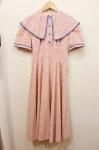 <img class='new_mark_img1' src='https://img.shop-pro.jp/img/new/icons43.gif' style='border:none;display:inline;margin:0px;padding:0px;width:auto;' />30'S BIG COLLAR FEED SACK COTTON PRINTED DRESS (WHT/RED/PNK/YLW)