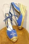 <img class='new_mark_img1' src='https://img.shop-pro.jp/img/new/icons43.gif' style='border:none;display:inline;margin:0px;padding:0px;width:auto;' />DEAD STOCK 70'S THUNDERBIRD EMBROIDERED WEDGE ESPADRILLE SHOES (BLE)