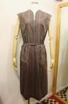<img class='new_mark_img1' src='https://img.shop-pro.jp/img/new/icons43.gif' style='border:none;display:inline;margin:0px;padding:0px;width:auto;' />50'S STRIPE SLEEVELESS NEP COTTON DRESS WITH BELT (GRY/PNK/BLK)