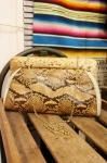 <img class='new_mark_img1' src='https://img.shop-pro.jp/img/new/icons43.gif' style='border:none;display:inline;margin:0px;padding:0px;width:auto;' />70'S CAPRICE SNAKE SKIN CLUTH OR SHOULDER BAG (BEIGE)