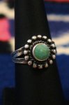 <img class='new_mark_img1' src='https://img.shop-pro.jp/img/new/icons43.gif' style='border:none;display:inline;margin:0px;padding:0px;width:auto;' />VINTAGE BELL TRADING TURQUOISE SLIVER RING