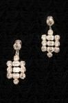 <img class='new_mark_img1' src='https://img.shop-pro.jp/img/new/icons43.gif' style='border:none;display:inline;margin:0px;padding:0px;width:auto;' />VINTAGE 50'S60'S KRAMER RHINESTONE DANGLE EARRINGS