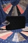 <img class='new_mark_img1' src='https://img.shop-pro.jp/img/new/icons43.gif' style='border:none;display:inline;margin:0px;padding:0px;width:auto;' />40'S CROCHET CORDE CLUTCH BAG WITH LUCITE CHARM (BLK)