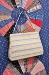 60'S RAFFIA STRAW BORDER CLASP HANDBAG (WHT/PNG/GRN/YLW/BLE)